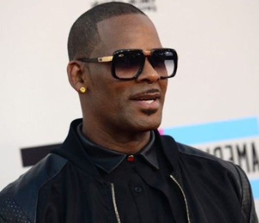 Etats-Unis : R Kelly expulsé de ses deux résidences pour impayés