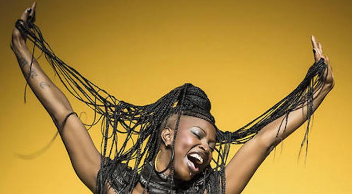 Musique – Dobet Gnahoré : « Être sur scène est une grâce »