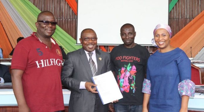 Les familles déguerpies de Cocody Danga ont été reçues à l’Assemblée nationale