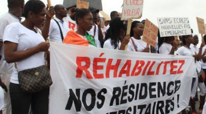 Université de Cocody : plusieurs blessés et un bus endommagé