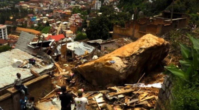 Inondation à Cocody : Démolition des constructions anarchiques dans les bassins d’orage