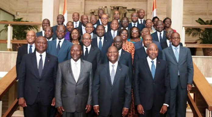 Démission mercredi à Abidjan du gouvernement ivoirien, Bédié candidat en 2020