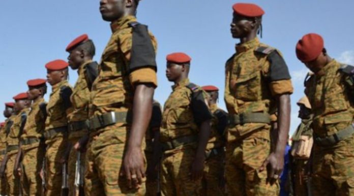 Soixante personnes arrêtées dans une opération terroriste au Burkina