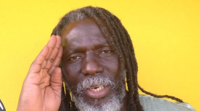 Côte d’Ivoire: Tiken Jah charge «je suis déçu de Ouattara, il se met en danger et met son pays en danger»