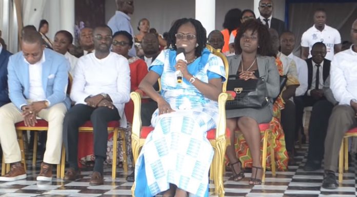 Cote D’Ivoire: Dépuis Moossou Simone Gbagbo désarme Ouattara
