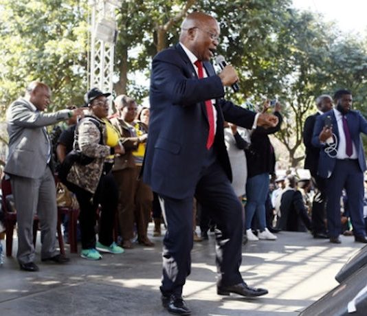 Musique: Jacob Zuma, l’ancien Président sud-africian, va sortir un album