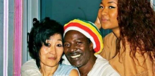 Ce qu’Alpha Blondy a décidé après la colère de son ex-épouse et de Soukheina suite à son mariage