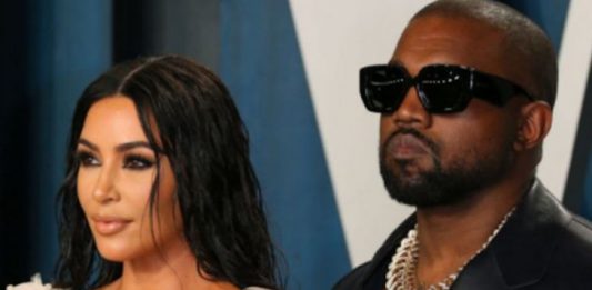 Kim Kardashian “demande le divorce à Kanye West”