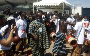 Accueil du Pdt Gbagbo:  L'aéroport international FHB de Port-Bouët vit au rythme de la culture ivoirienne