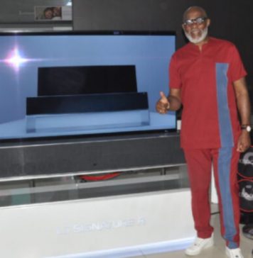 LG dévoile en Afrique le premier téléviseur OLED enroulable