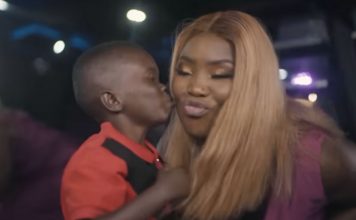 Roseline Layo – C’est La même Phase ( Clip officiel)