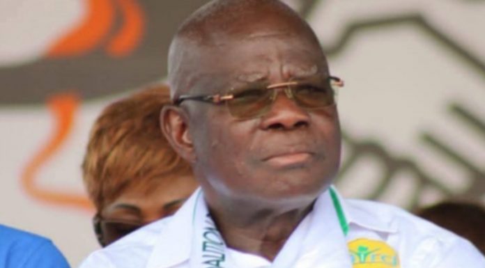 Eric Kahé: Mettre le président Gbagbo au centre de notre unité