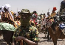 Burkina Faso: attaques jihadistes d’envergure au nord et à l’est du pays, plus de 100 morts annoncés