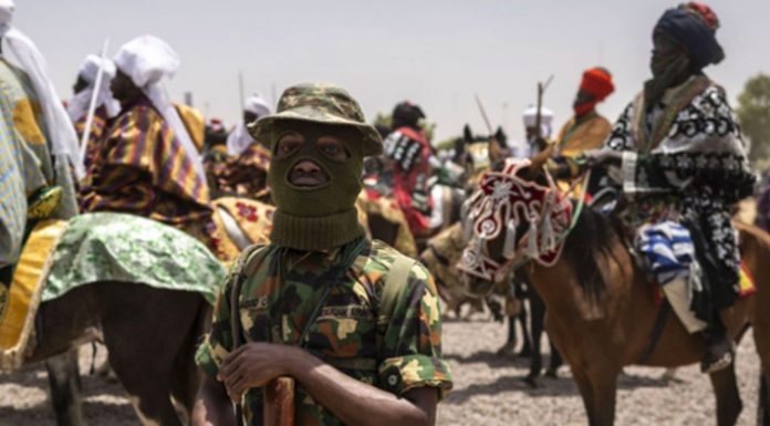 Burkina Faso: attaques jihadistes d’envergure au nord et à l’est du pays, plus de 100 morts annoncés