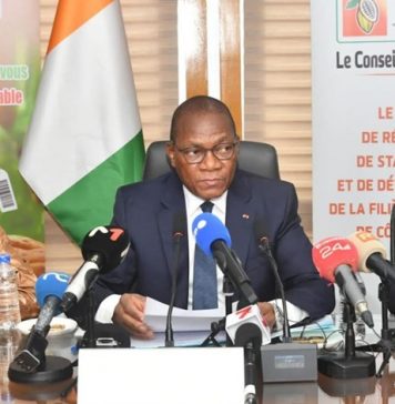 Prix du Cacao en Côte d’Ivoire : Un Soutien aux Producteurs Face à la Baisse des Cours Internationaux